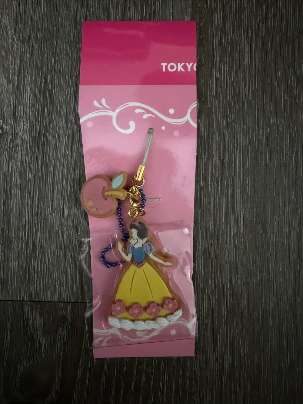 Snow White cookie keychain Tokyo Disney